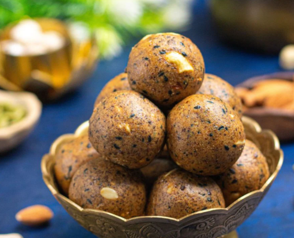 Pure Ghee Sattu Ladoo